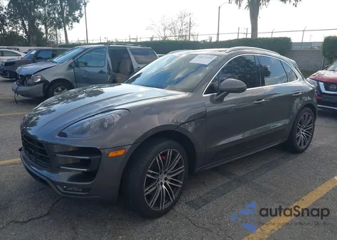 2015 Porsche Macan Turbo z USA, uszkodzony, nr VIN WP1AF2A58FLB48525